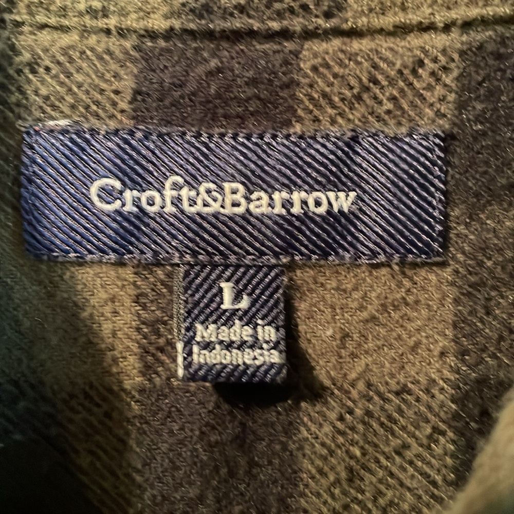 Croft&Barrow Button Down - Picture 2 of 5